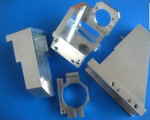 La précision adaptée aux besoins du client de commande numérique par ordinateur usinant pour l'aluminium 7075-T6 de haute résistance partie
