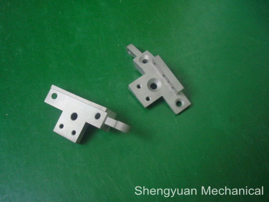 Nhẹ thép 230M07 chính xác phay gia công phần với bề mặt làm đông cứng