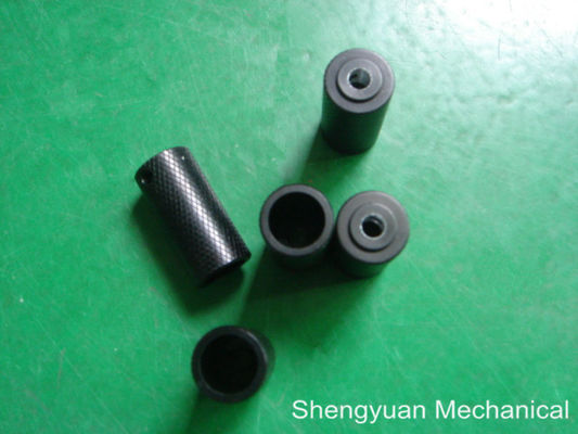 O preto fazendo à máquina de anodização da precisão do CNC anodiza os botões longos M8 da luva de Alumunium