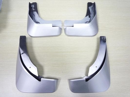 As auto peças de substituição de borracha do corpo de carro da lama batem o grupo completo para Audi A4L com pintura colorida