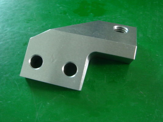 Customized CNC Precision Machining HRST ASTM A-36 Bracket