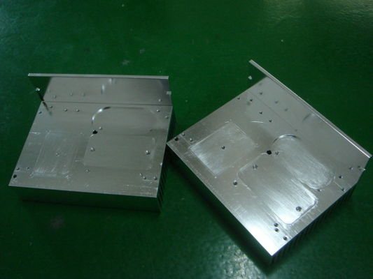 L-shape CNC Precision Machining , Rapid Prototype Aluminum Alloy Extruded Heatsink