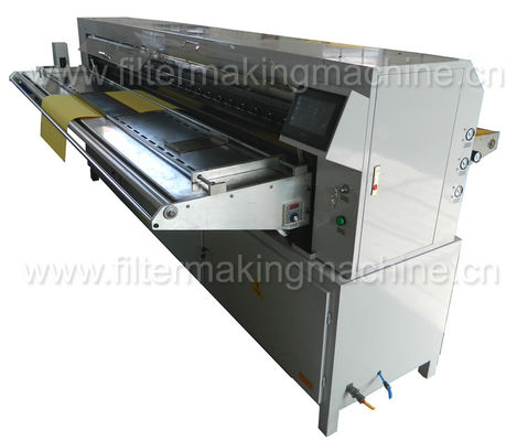 Full auto knife pleating machine